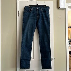 Abercrombie and fitch super skinny fit. 34 waist and 32 length.